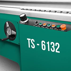 Форматно раскроечный станок TS 6132 2 pult-upravleniyats-6132