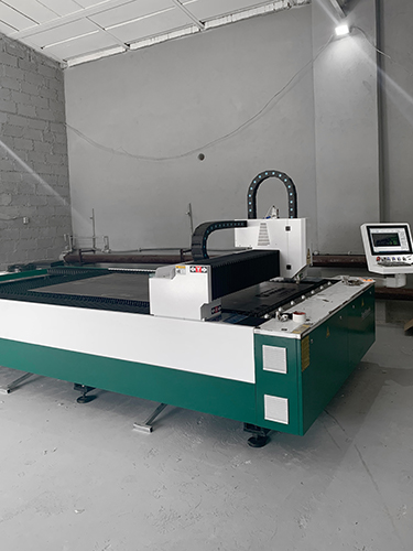 Запуск лазерного станка TS-1530L IPG-1500w. 3 Запуск лазерного станка TS-1530L IPG-1500w. 2 » 3 1