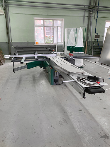 Запуск в эксплуатацию Форматно-раскроечного станка TS-6132 в Екатеринбурге. 5 Запуск в эксплуатацию Форматно-раскроечного станка TS-6132 в Екатеринбурге. 4 » 7 1