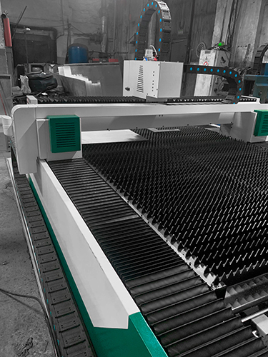 Запуск лазерного станка TS-1530D источник RAYCUS 3000w 5 Запуск лазерного станка TS-1530D источник RAYCUS 3000w 4 » ts1530d istochnik 3000 raycus ekaterinburg top lazer 3