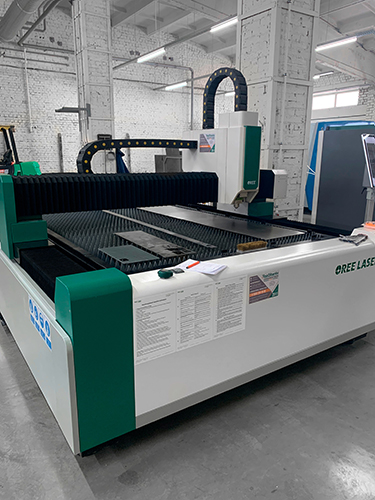 Запуск лазерного станка TS-1530H источник IPG 2000w 3 Запуск лазерного станка TS-1530H источник IPG 2000w 2 » ts1530h 2000 ipg sm stol joshkarola 6