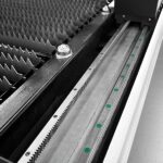 Лазерный станок с труборезом EG-6020 T6 сменные столы — изображение 6