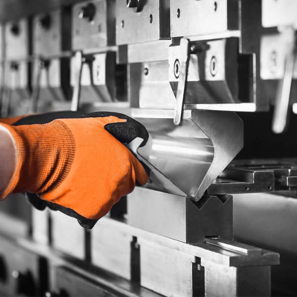 bystrosmnyj-zazhim-plaunsona.jpg Гидравлический листогибочный пресс TS-40/2000 — изображение 4