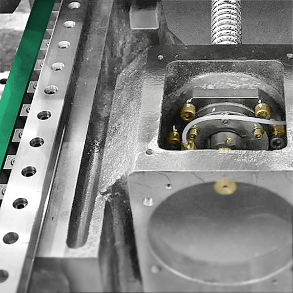 8 Вертикально обрабатывающий центр TS-VMC1050 — изображение 9