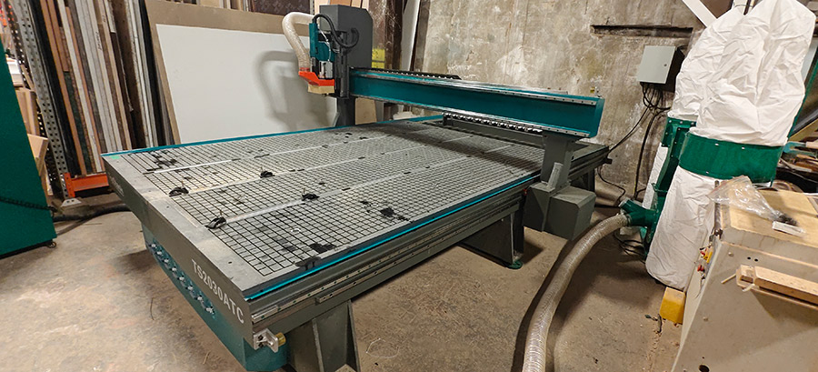 Запуск лазерного станка для резки труб TL6020 3 запуск фрезерного станка TS 2030 ATC