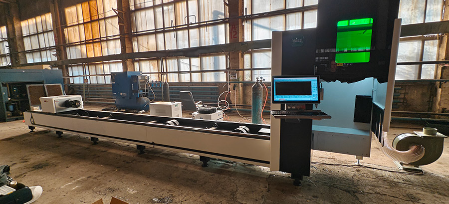 Запуск лазерного станка для резки труб TL6020 6 Запуск лазерного станка для резки труб TL6020 5 » 4