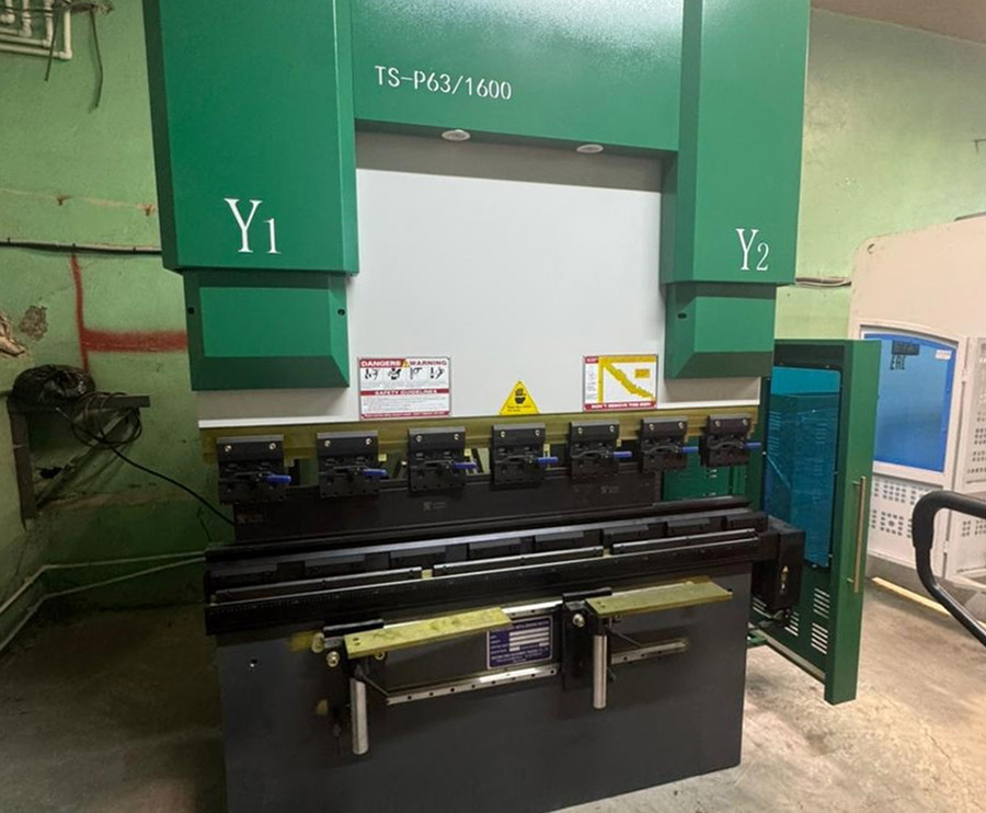 Запуск листогибочных станков в трёх регионах России 4 пресс TS-P 63/1600